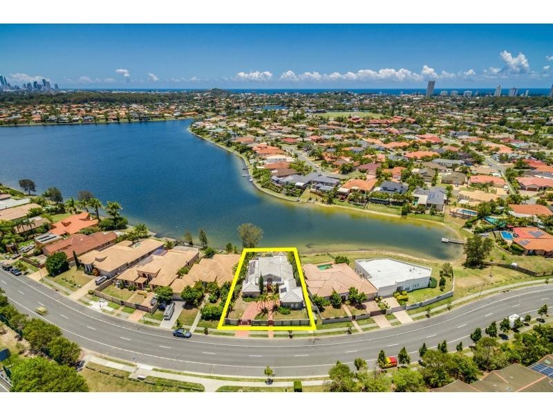 21 Cassowary Drive, Burleigh Waters QLD 4220
