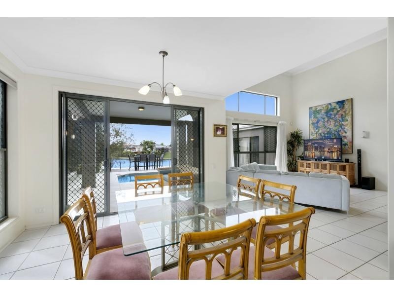 21 Cassowary Drive, Burleigh Waters QLD 4220