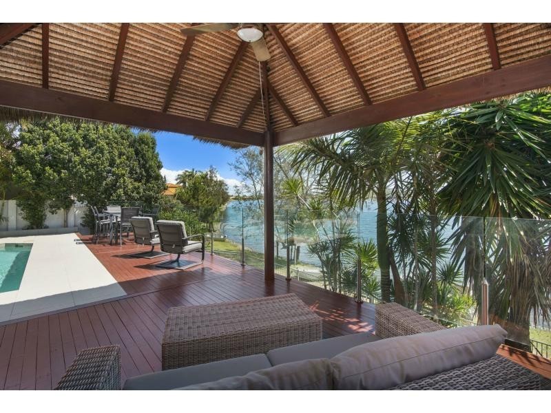21 Cassowary Drive, Burleigh Waters QLD 4220