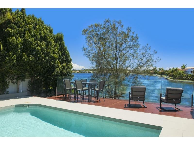 21 Cassowary Drive, Burleigh Waters QLD 4220