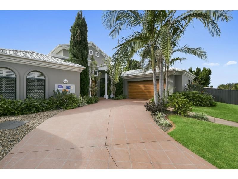 21 Cassowary Drive, Burleigh Waters QLD 4220