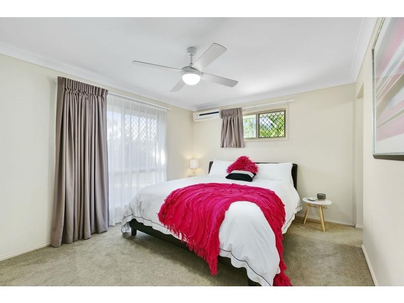 5 Magpie Court, Burleigh Waters QLD 4220
