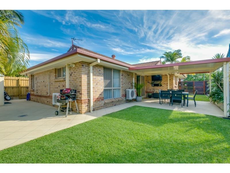 5 Magpie Court, Burleigh Waters QLD 4220