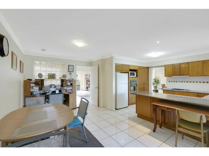 197 Dunlin Drive, Burleigh Waters QLD 4220