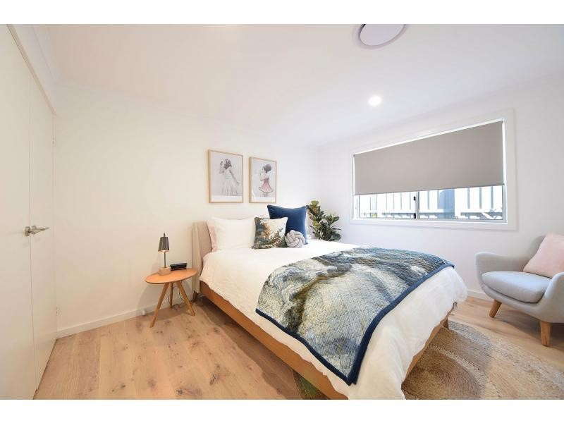 7 Avocet Avenue, Burleigh Waters QLD 4220