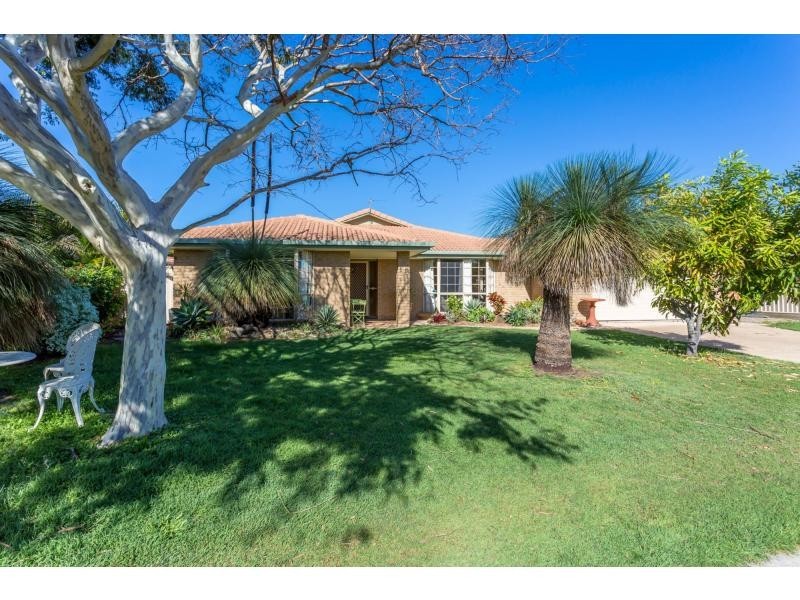 12 Myna Way, Burleigh Waters QLD 4220