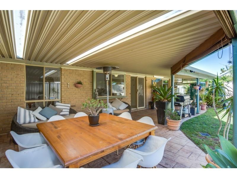 12 Myna Way, Burleigh Waters QLD 4220