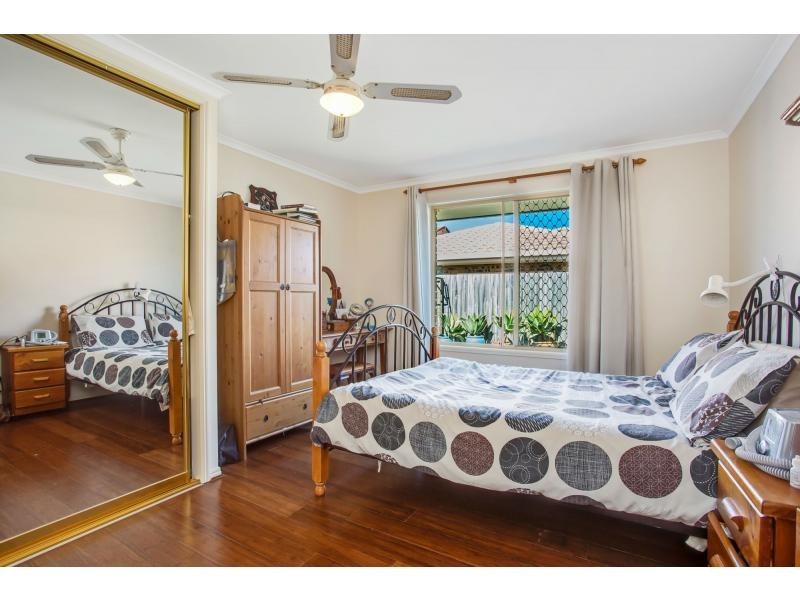 12 Myna Way, Burleigh Waters QLD 4220