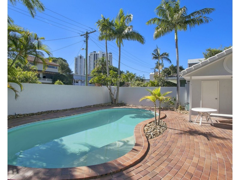 14/32 Second Avenue, Broadbeach QLD 4218
