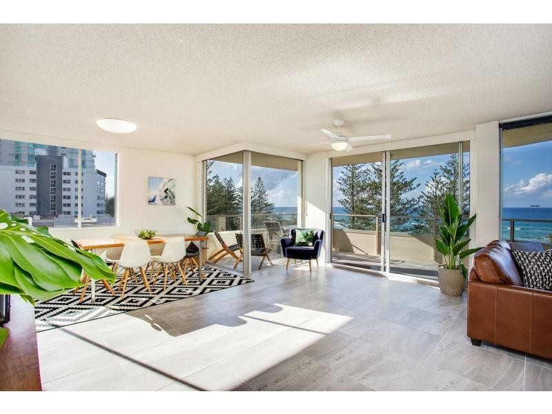13/82-84 The Esplanade, Burleigh Heads QLD 4220