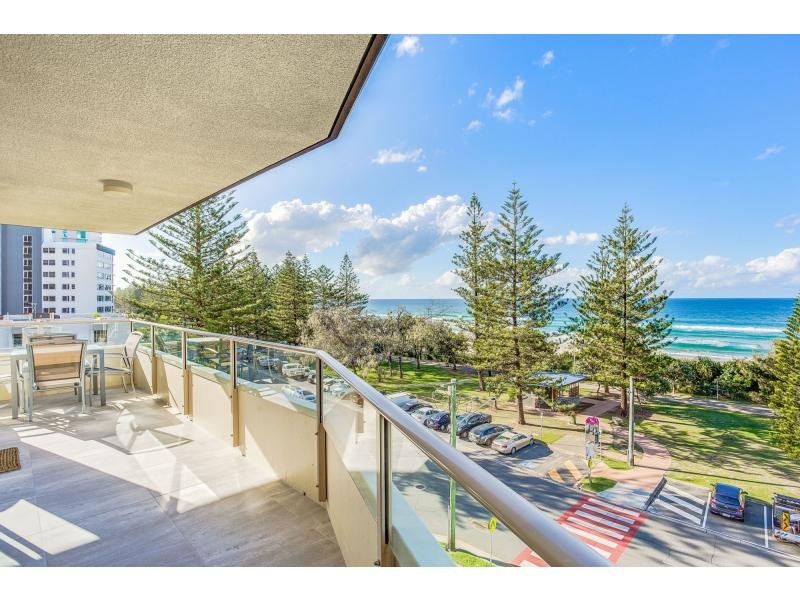 13/82-84 The Esplanade, Burleigh Heads QLD 4220