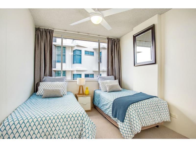 13/82-84 The Esplanade, Burleigh Heads QLD 4220