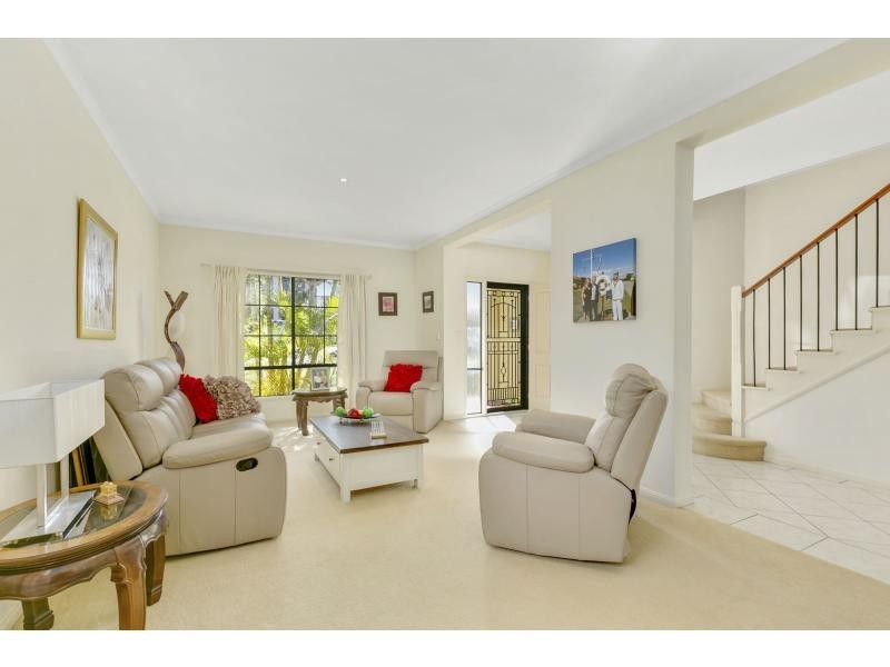 4 Nepean Court, Varsity Lakes QLD 4227