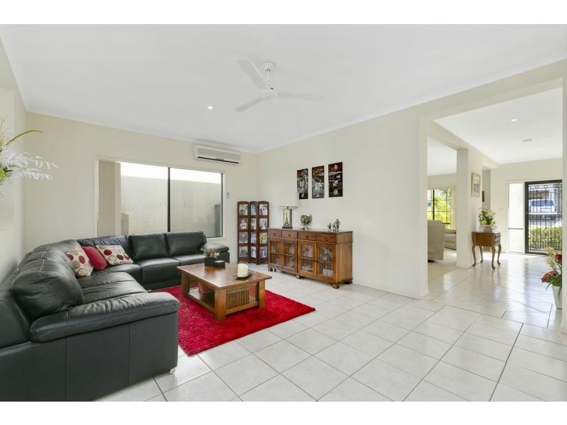 4 Nepean Court, Varsity Lakes QLD 4227