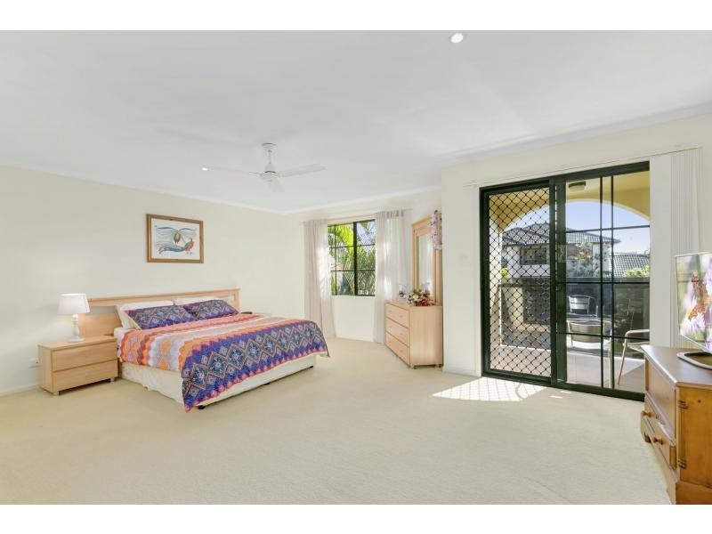 4 Nepean Court, Varsity Lakes QLD 4227