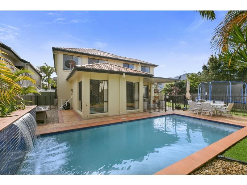 4 Nepean Court, Varsity Lakes QLD 4227