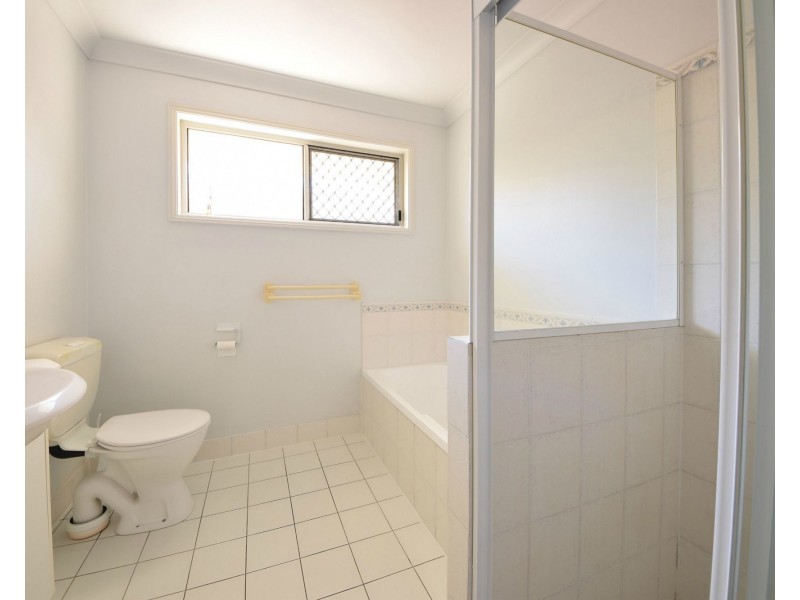 30 Galeen Drive, Burleigh Waters QLD 4220