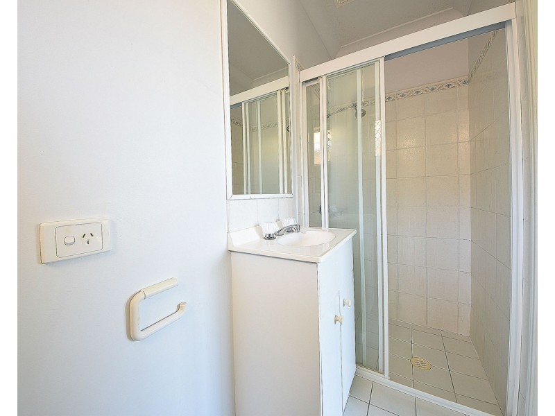 30 Galeen Drive, Burleigh Waters QLD 4220