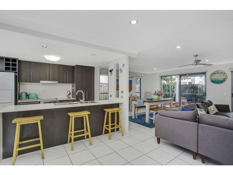 40 Barcelona Way, Burleigh Waters QLD 4220