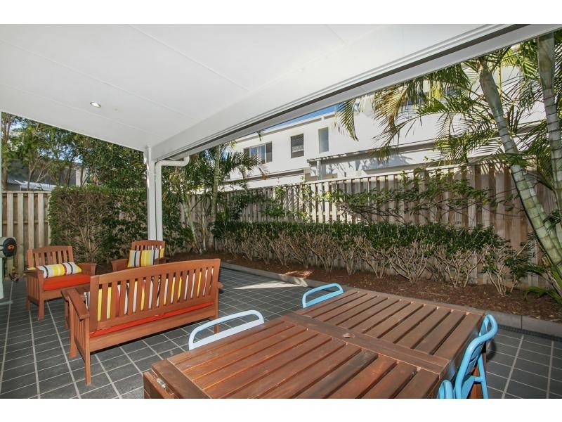 40 Barcelona Way, Burleigh Waters QLD 4220