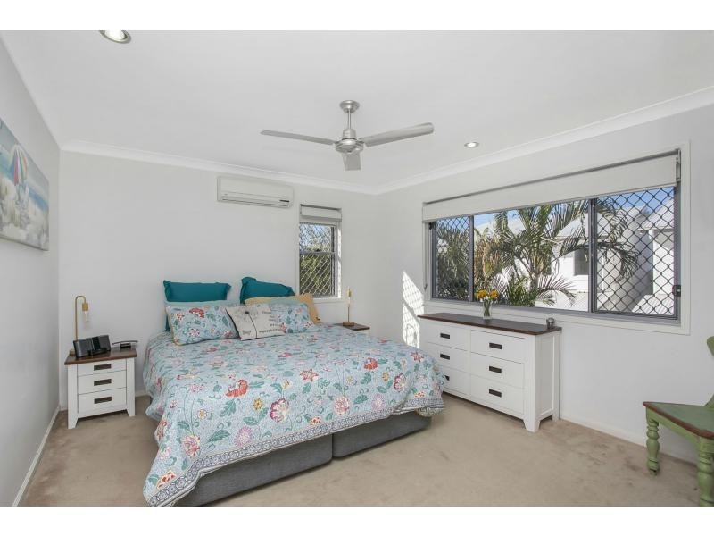 40 Barcelona Way, Burleigh Waters QLD 4220