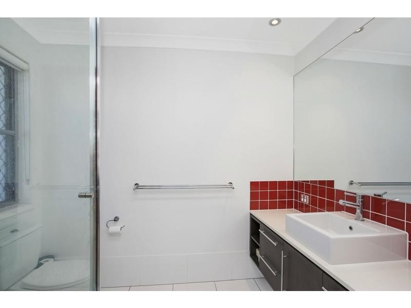 40 Barcelona Way, Burleigh Waters QLD 4220