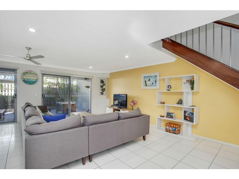 40 Barcelona Way, Burleigh Waters QLD 4220