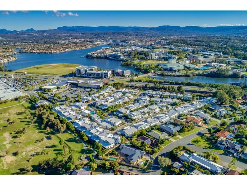 40 Barcelona Way, Burleigh Waters QLD 4220