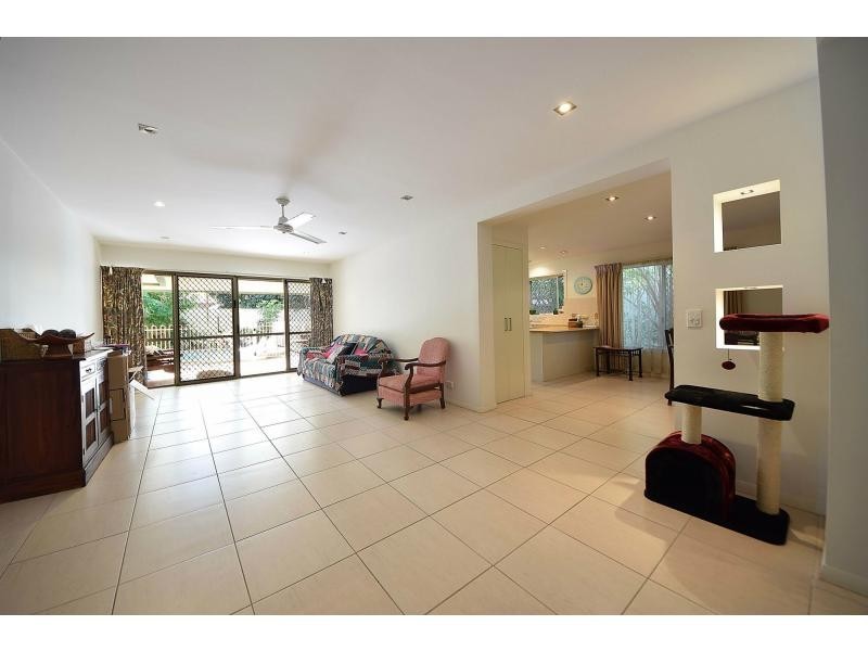 26 Bluejay Street, Burleigh Waters QLD 4220