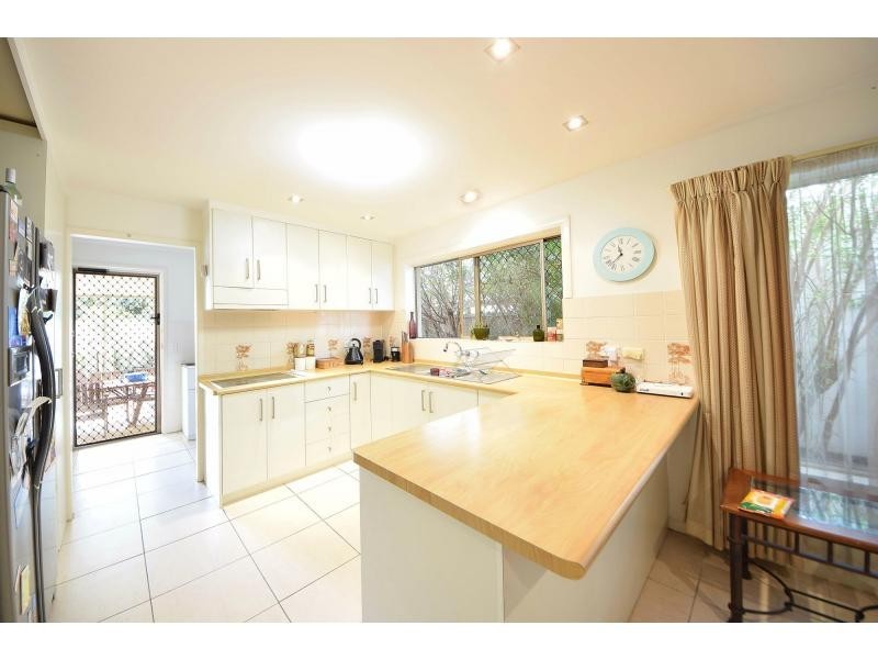 26 Bluejay Street, Burleigh Waters QLD 4220