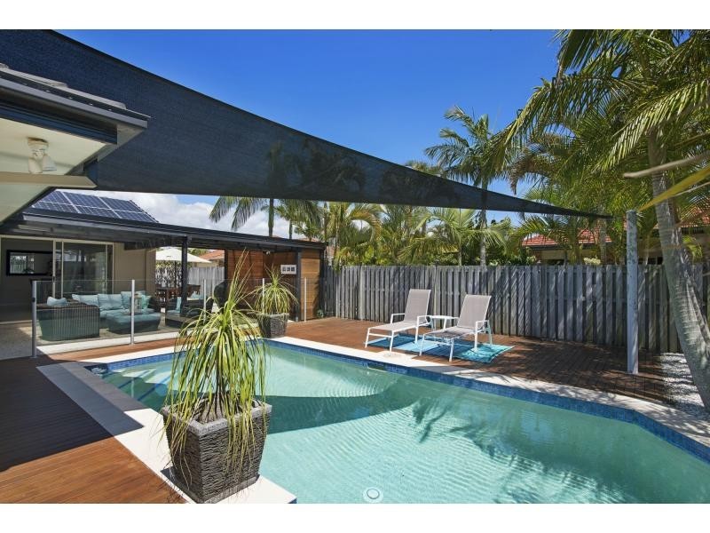 85 Honeyeater Drive, Burleigh Waters QLD 4220
