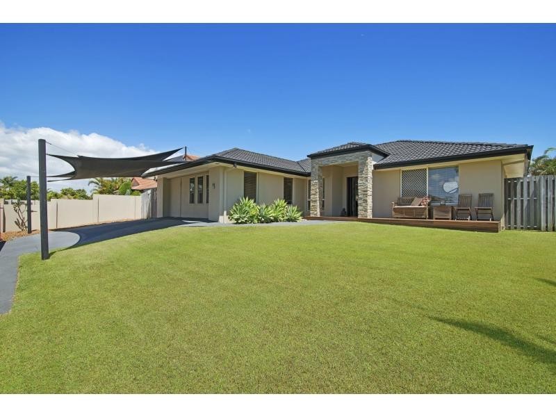 85 Honeyeater Drive, Burleigh Waters QLD 4220