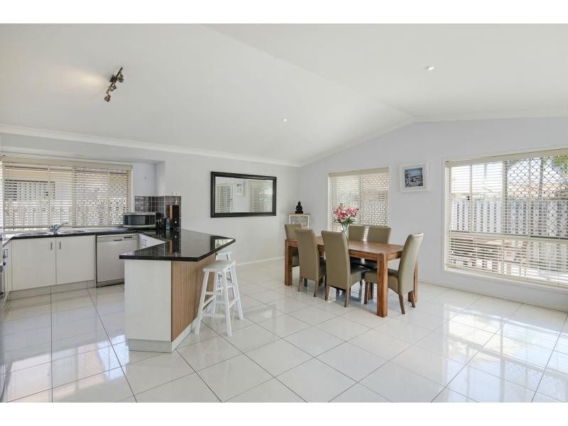 85 Honeyeater Drive, Burleigh Waters QLD 4220