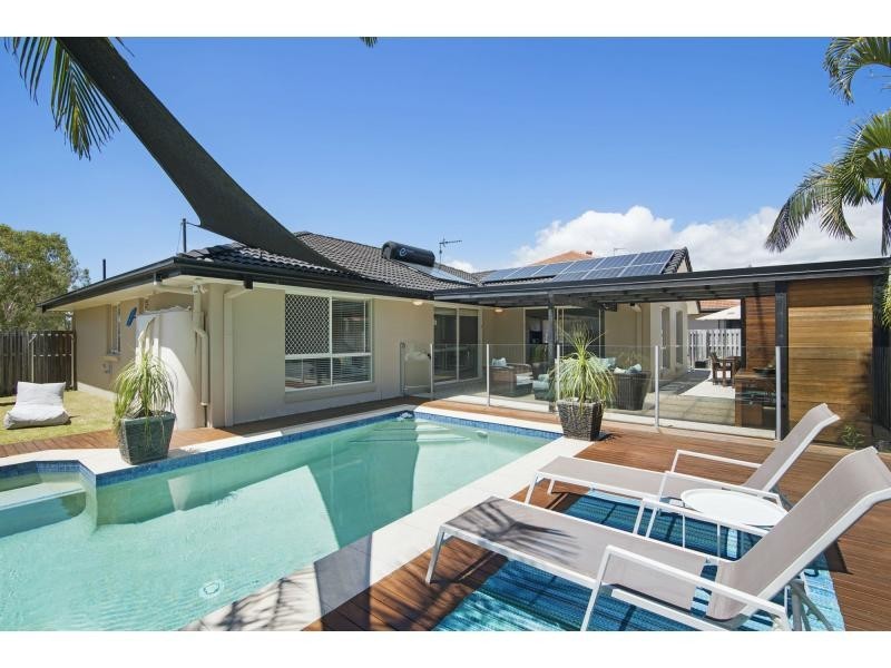 85 Honeyeater Drive, Burleigh Waters QLD 4220