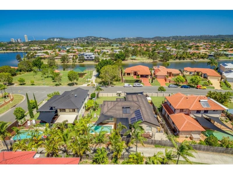 85 Honeyeater Drive, Burleigh Waters QLD 4220