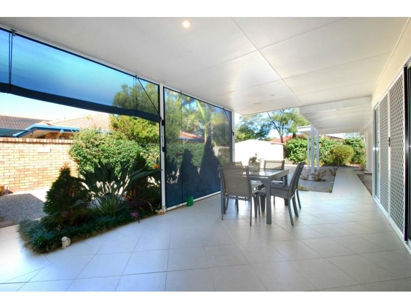 7 Tartan Court, Mermaid Waters QLD 4218