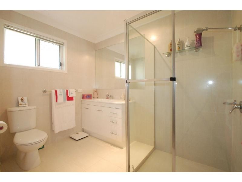 7 Tartan Court, Mermaid Waters QLD 4218