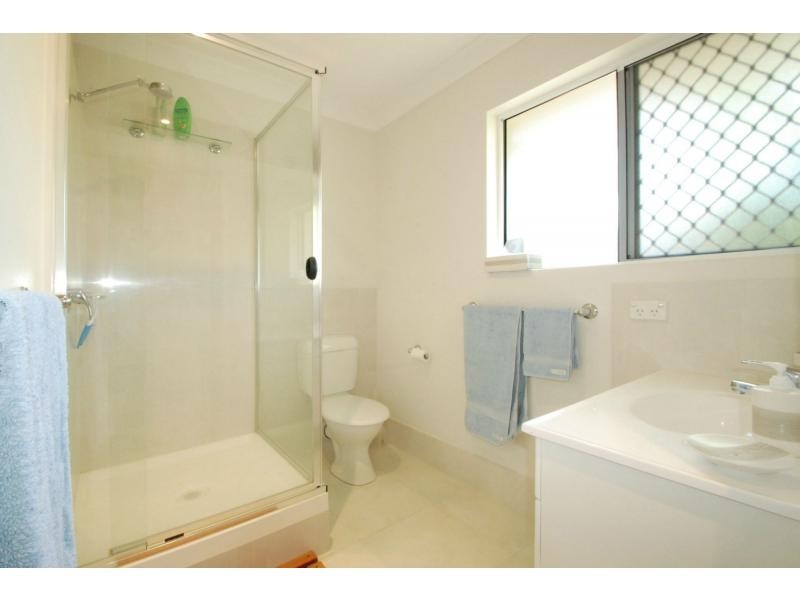 7 Tartan Court, Mermaid Waters QLD 4218