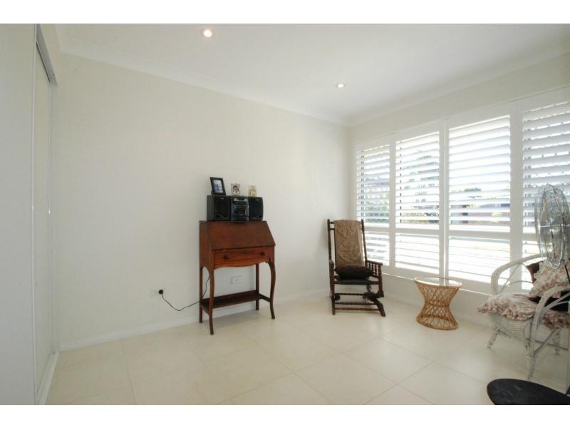 7 Tartan Court, Mermaid Waters QLD 4218