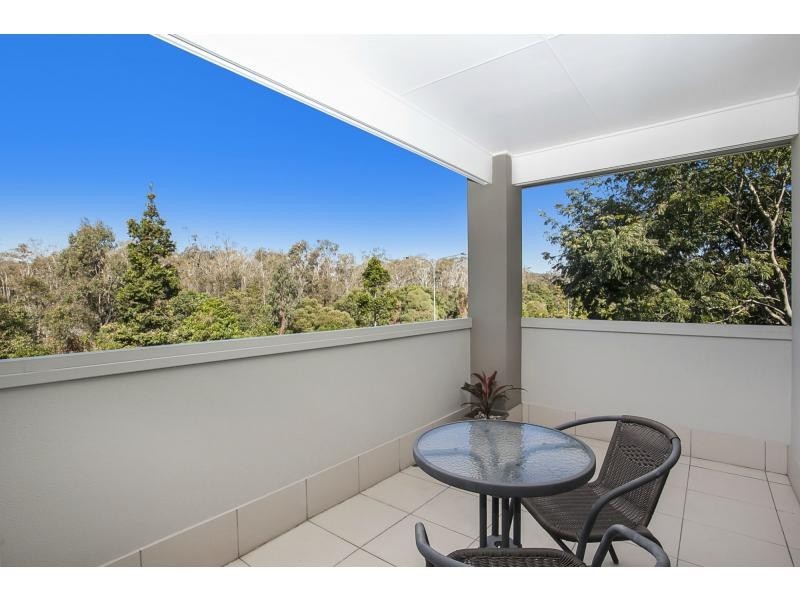 10/18 Carina Peak Drive, Varsity Lakes QLD 4227