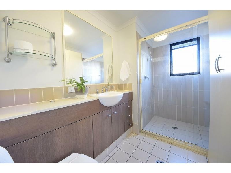 9/2104 Gold Coast Highway, Miami QLD 4220