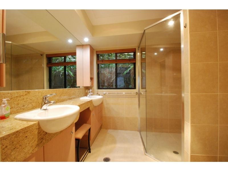 69 Jabiru Avenue, Burleigh Waters QLD 4220