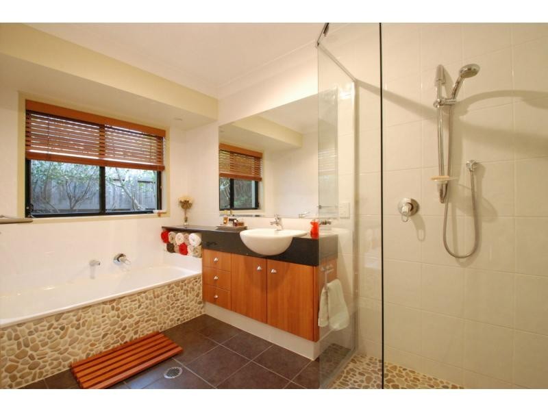 69 Jabiru Avenue, Burleigh Waters QLD 4220