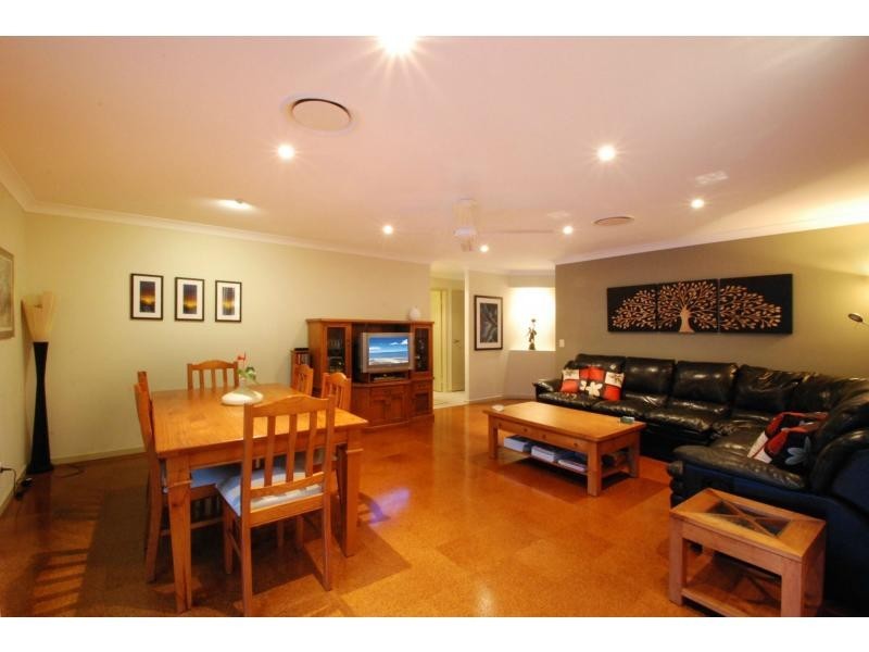 69 Jabiru Avenue, Burleigh Waters QLD 4220