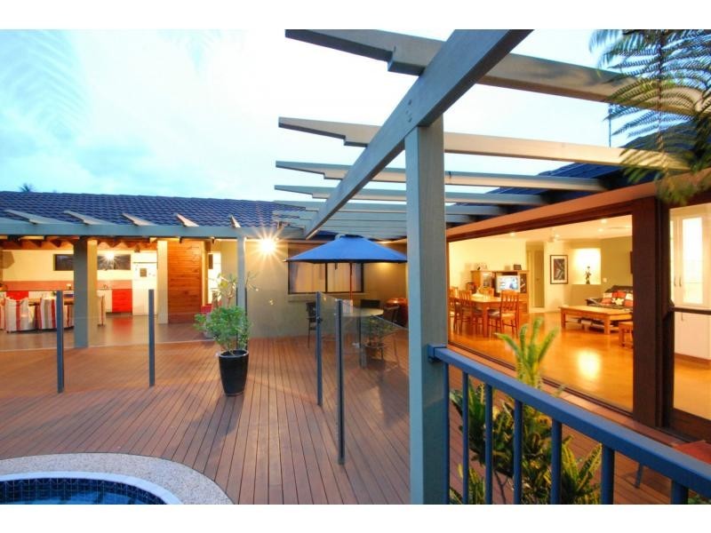 69 Jabiru Avenue, Burleigh Waters QLD 4220