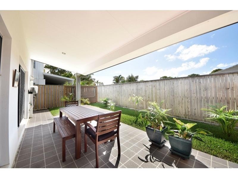 70 Venice Street, Burleigh Waters QLD 4220