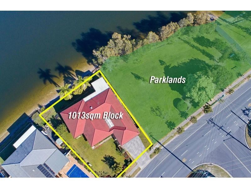 82 Burleigh Street, Burleigh Waters QLD 4220
