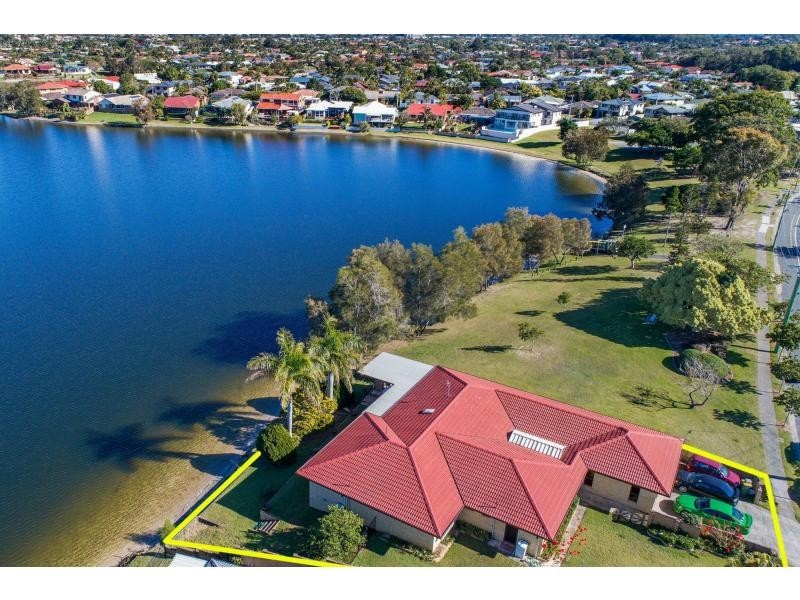 82 Burleigh Street, Burleigh Waters QLD 4220