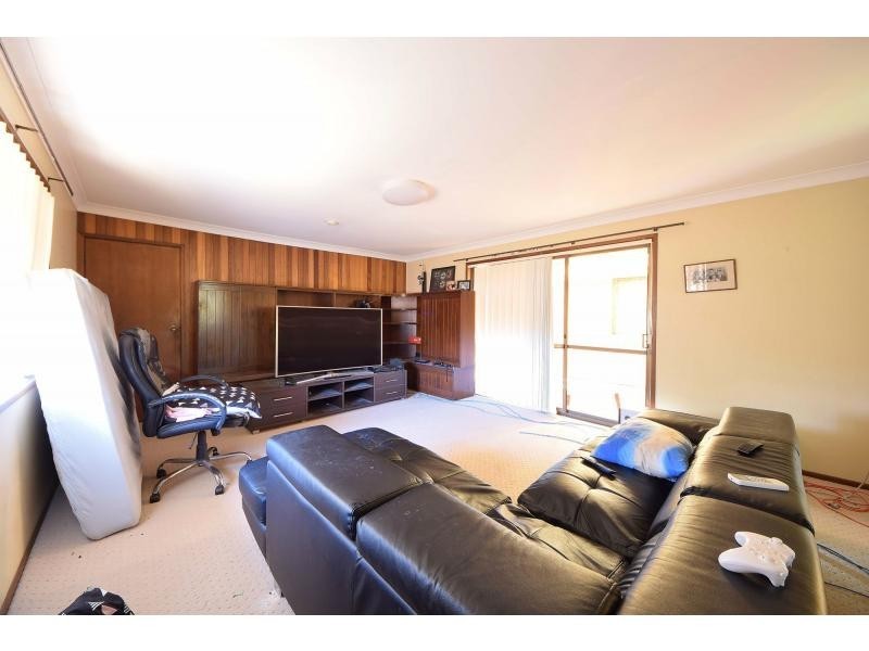 82 Burleigh Street, Burleigh Waters QLD 4220