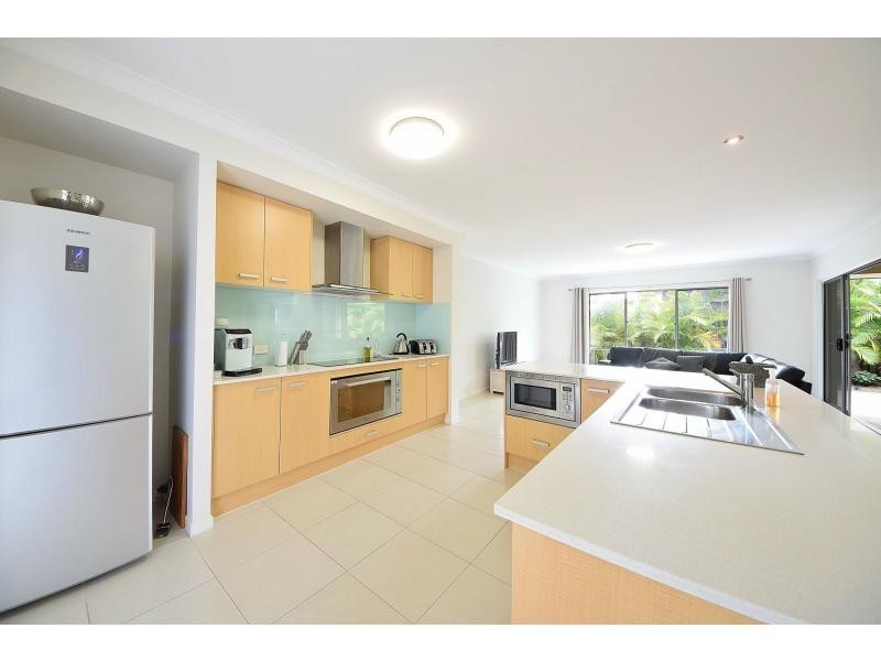 3 Perkins Close, Reedy Creek QLD 4227